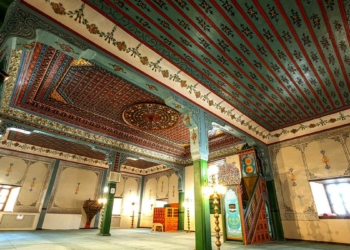 126 yıllık Altınyayla Camisi ilgi çekiyor