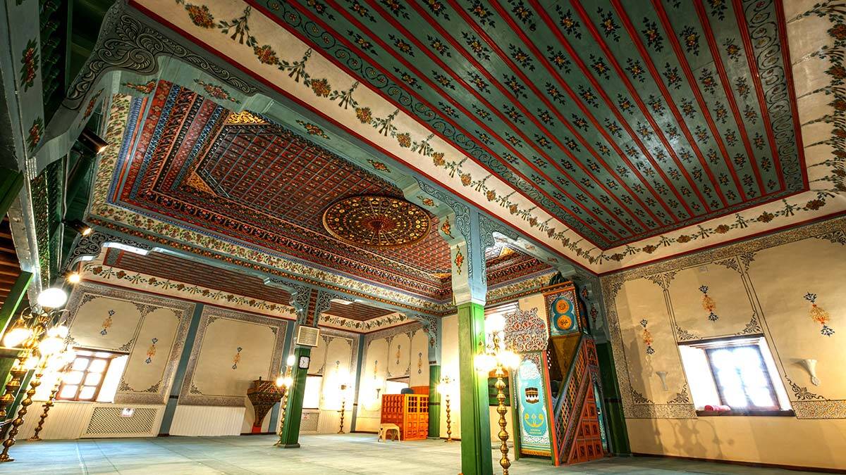 126 yıllık Altınyayla Camisi ilgi çekiyor