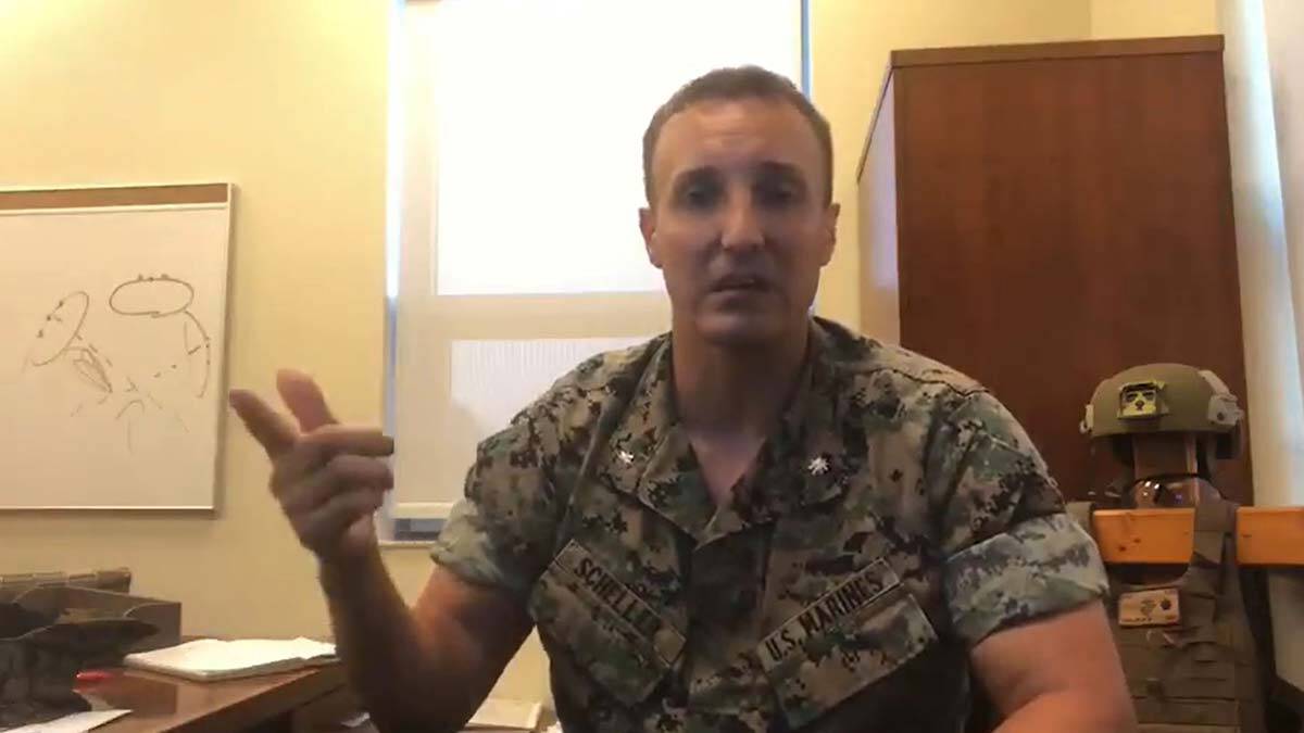 ABD ordusunda görevli yarbay komutanları hedef aldı