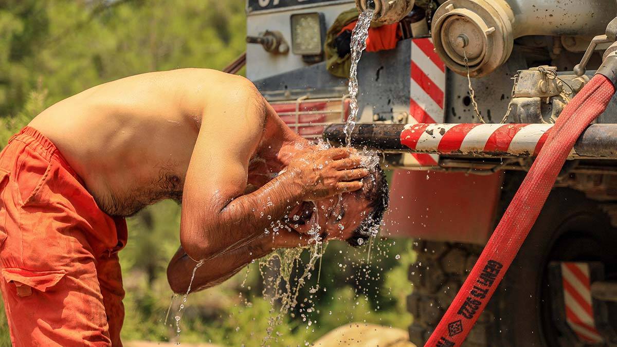 Alevlerle 220 saatlik savaşın kahramanları