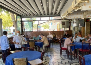 Aşısızların kahveye alınmaması uygulaması başladı