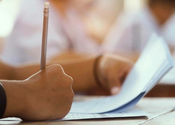 Bakan Özer'den sel bölgesinde eğitim açıklaması