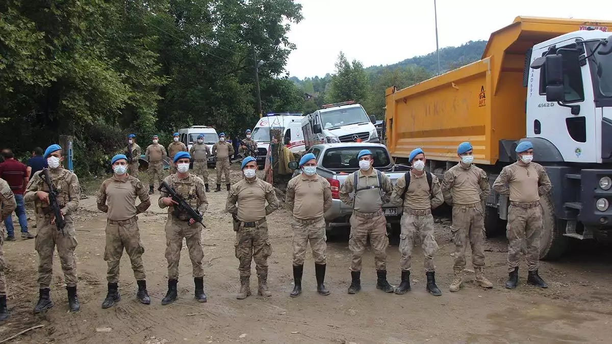 Bartinda selde kaybolan kadinin cansiz bedeni bulundu 4 - öne çıkan - haberton