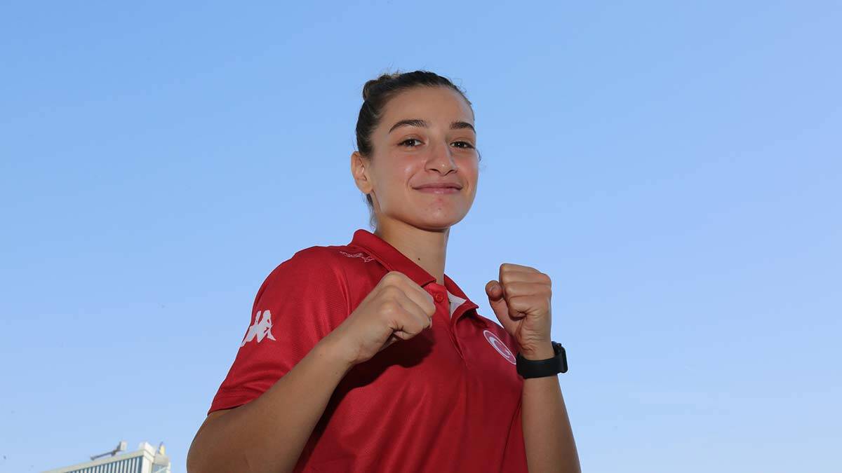 Buse Naz Çakıroğlu gümüş madalya kazandı_