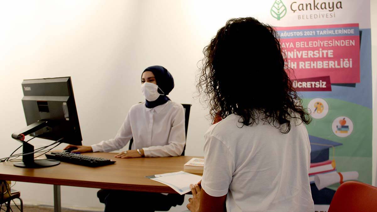 Çankaya Belediyesi'nde öğrencilere tercih desteği