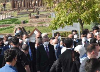 Cumhurbaşkanı Ahlat'ta etkinlikleri izledi