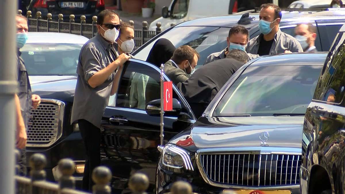 Cumhurbaşkanı Kısıklı'da vatandaşlarla sohbet etti