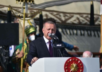 Cumhurbaşkanı: Bizleri karşısında görecektir