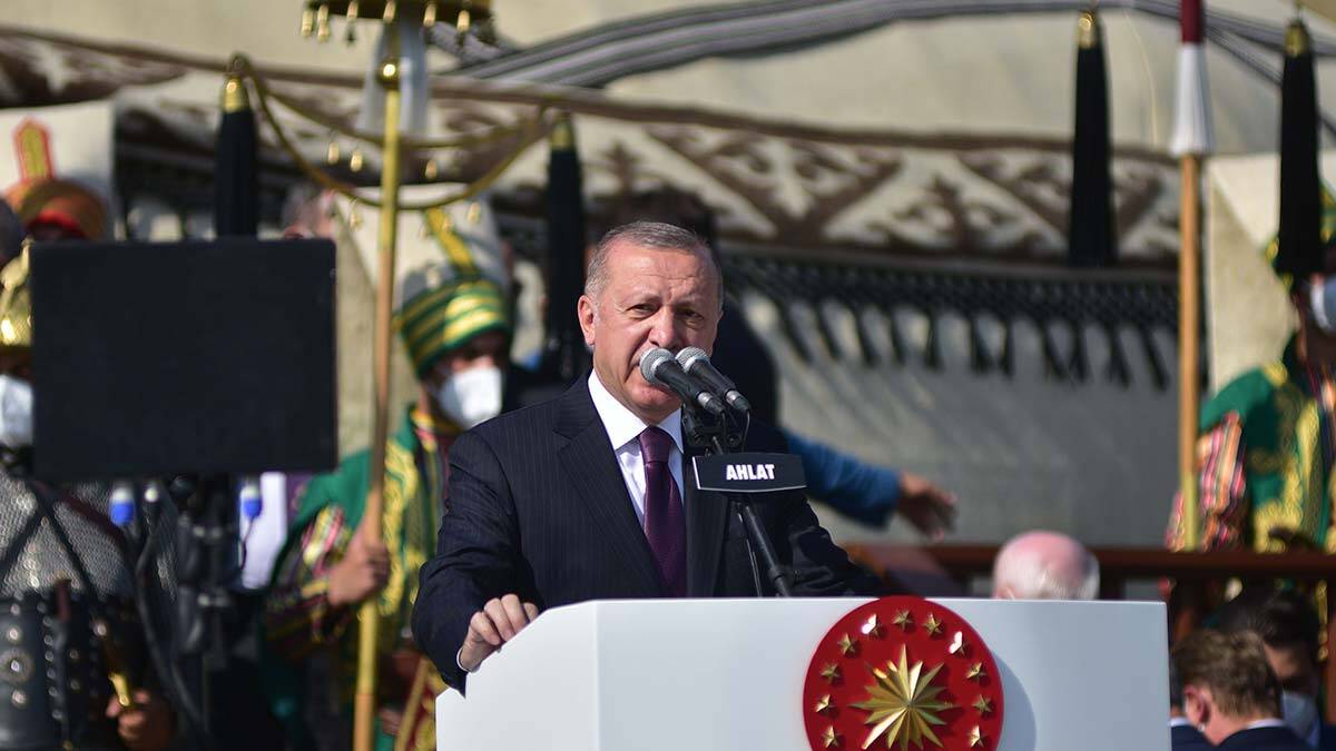 Cumhurbaşkanı: Bizleri karşısında görecektir