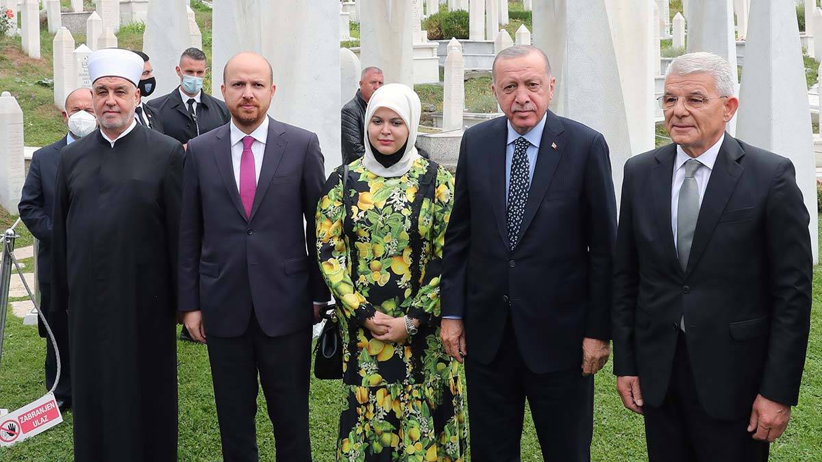 Erdoğan, Aliya İzetbegoviç’in kabrini ziyaret etti