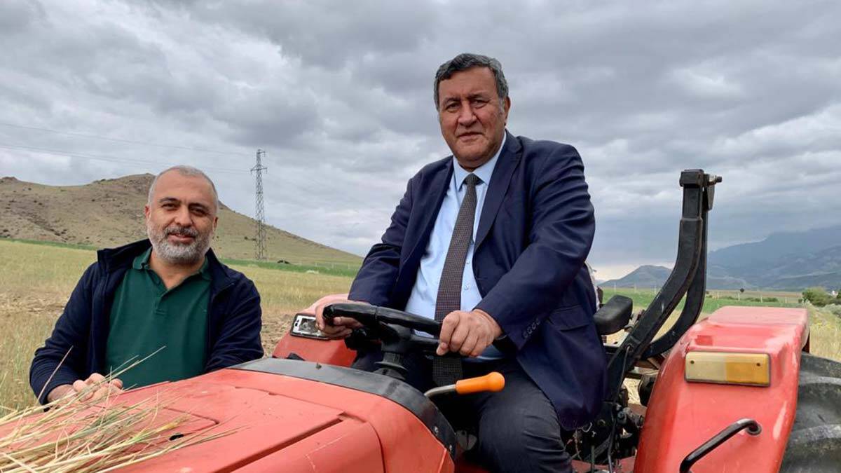 Çiftçi perişan durumda