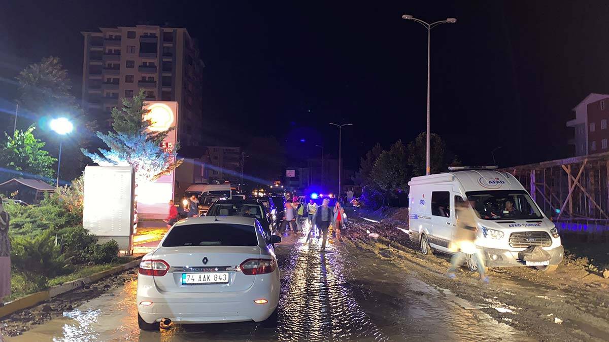 İçişleri Bakanlığı'ndan sel bölgesi ile ilgili uyarı