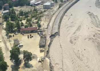 İletişim Başkanı: 1720 kişi tahliye edildi