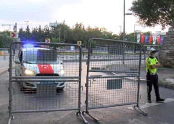 İstanbul'da Vatan Caddesi trafiğe kapatıldı