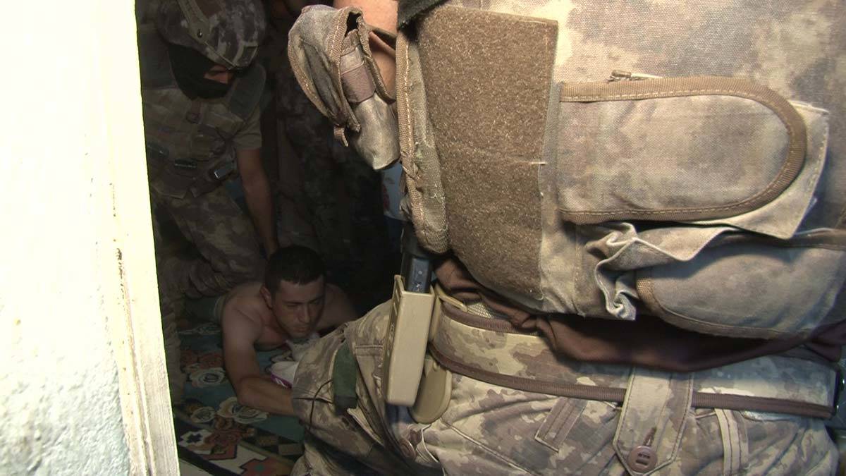 İstanbul'da uyuşturucu operasyonu: 22 şüpheli