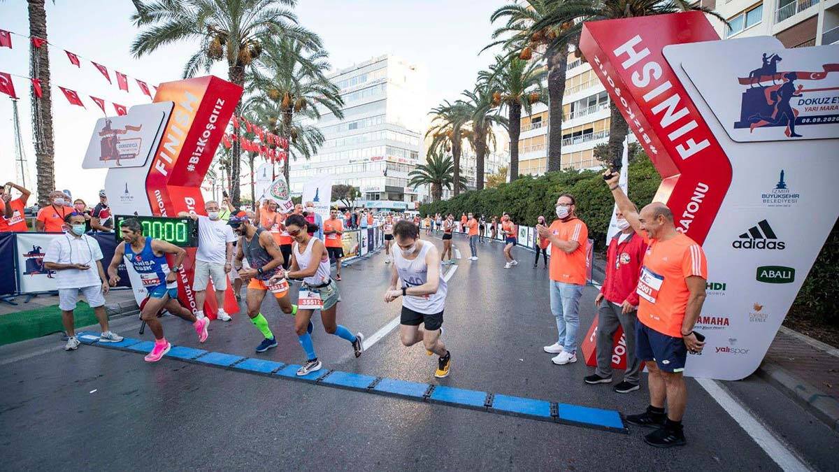 İzmir Yarı Maratonu'na rekor katılımcı