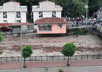 Kastamonu'daki sel felaketinde 15 kişi hayatını kaybetti