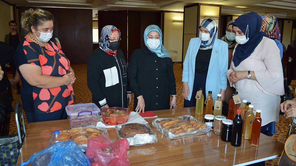 Kırmızı Montlular'dan yangın bölgelerine destek