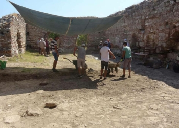 Magnesia Antik Kenti'nde heyecan yaratan buluntu