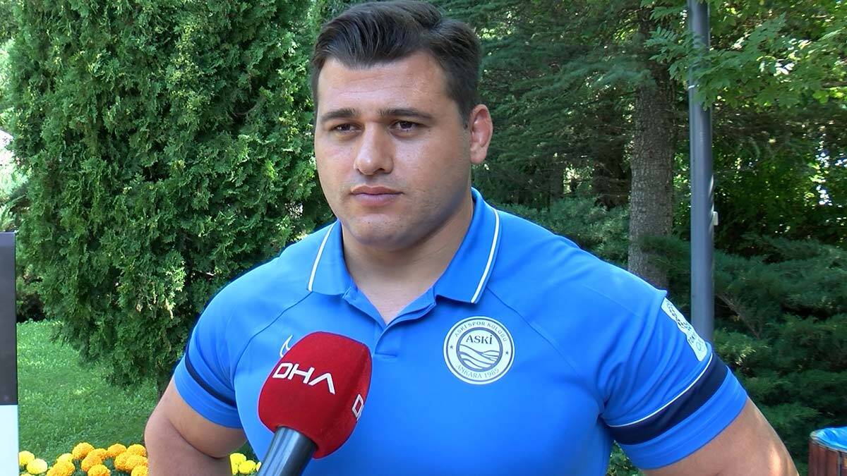 Rıza Kayaalp Tokyo'da bronz madalya kazandı