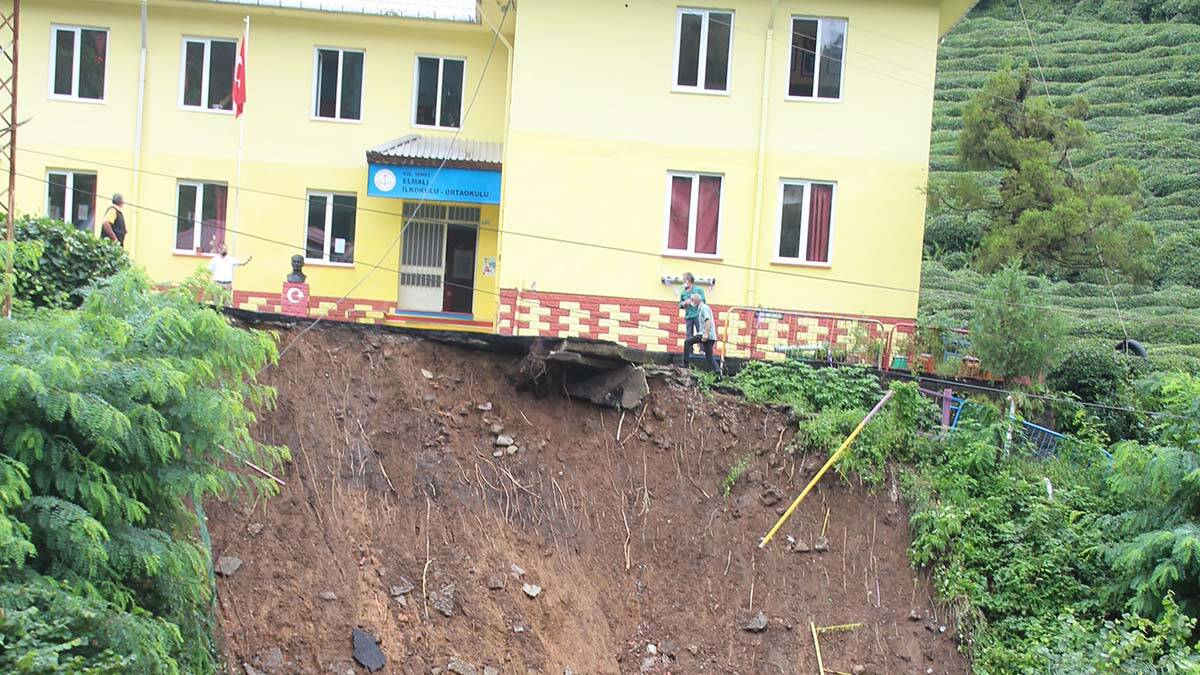 Rize'de sel ve heyelan sonrası hasar tespiti yapıldı