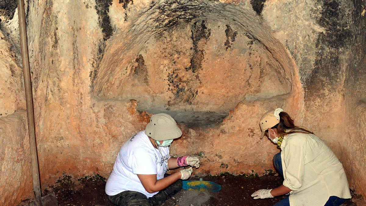 Roma Dönemi'ne ait kaya mezarlarda 2'nci kazılar başladı