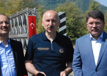 Sel bölgesinde yol ağının 155.5 km'si zarar gördü