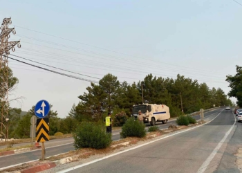 Termik santrale sıçrayan alevler etkisini yitirdi
