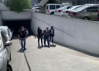 Terörle Mücadele eski Müdürü'nün eşi gözaltında