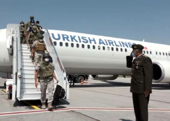 Türk askerini taşıyan 2'nci uçak Afganistan'dan geldi