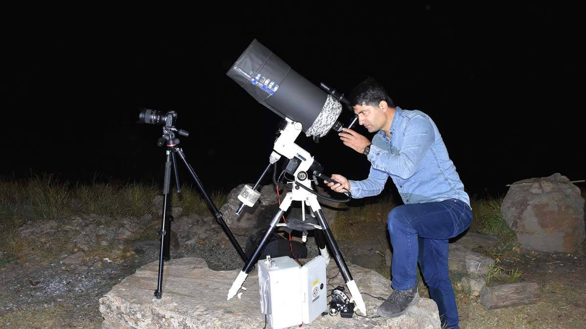 Yıldızlar altındaki Nemrut Krater Gölü'nü görüntüledi