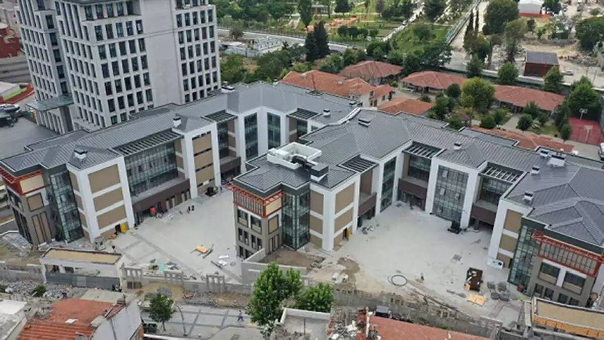 Zeytinburnu'nda 3 yeni okul yeni döneme hazır