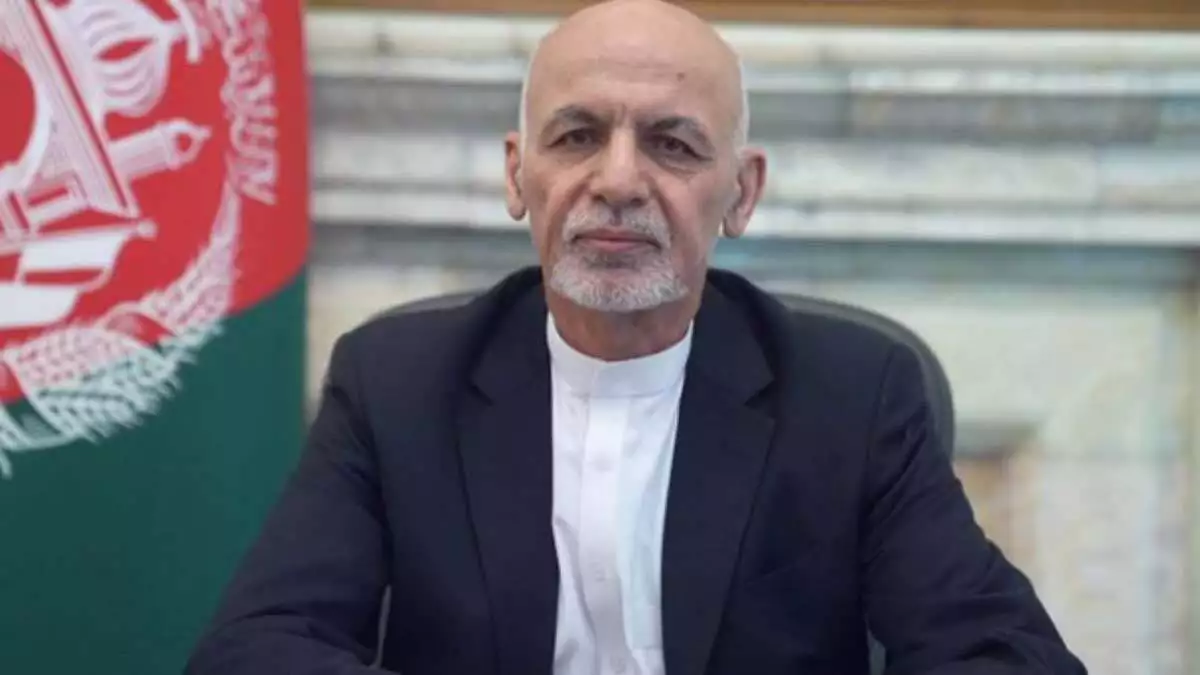 Afganistan cumhurbaşkanı gani ülkeyi terk etti