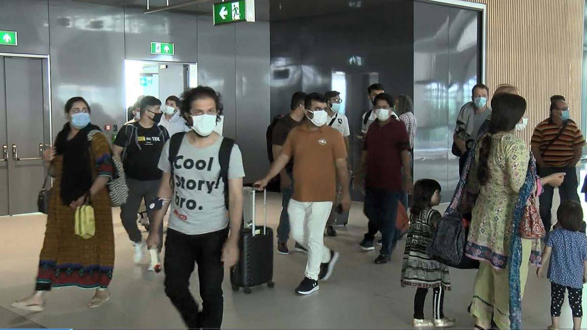 Kabil'den Pakistan'a götürülen 22 Türk İstanbul'a getirildi