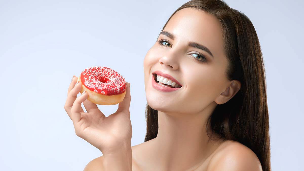 Her zaman duygusal yeme yapmamalıyım diye düşünmek pek ulaşılabilir bir hedef değildir. Herkes bazen rahatlamak için yiyecekleri kullanabilir böyle bir durum olduğunda asla kendinizi suçlamayın. 