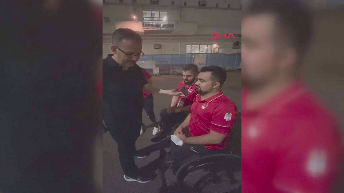 Erdoğan, madalya kazanan sporcuları tebrik etti