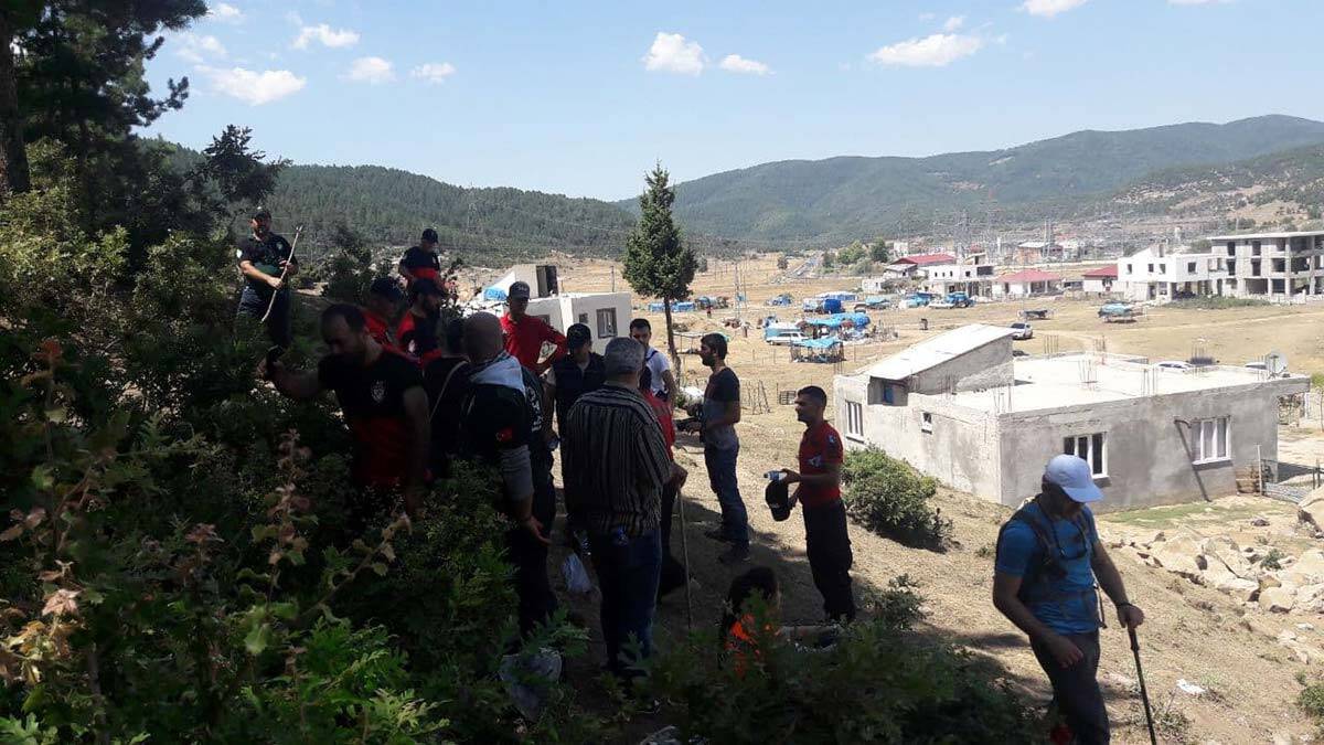 Emine öğretmeni 500 kişi arıyor