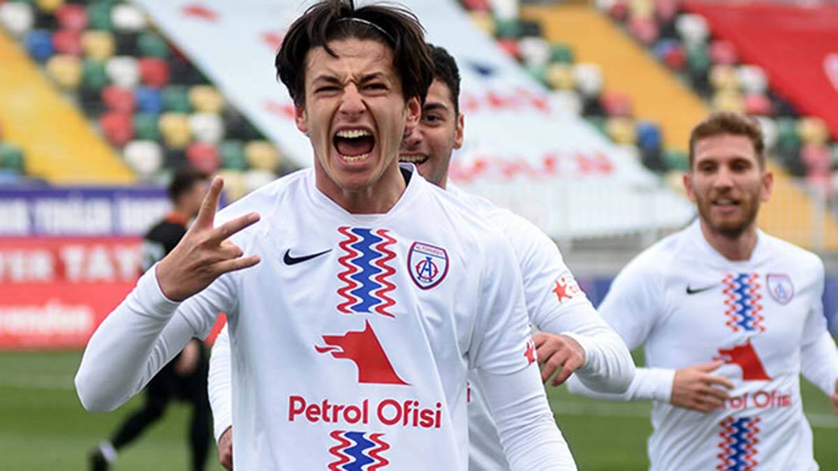 Enis Destan kamptan ayrıldı