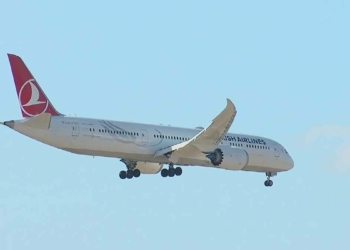 Kabil'den Türkleri getiren THY uçağı İstanbul Havalimanı'nda