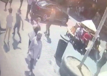 Buğra Kavuncu'ya saldırı