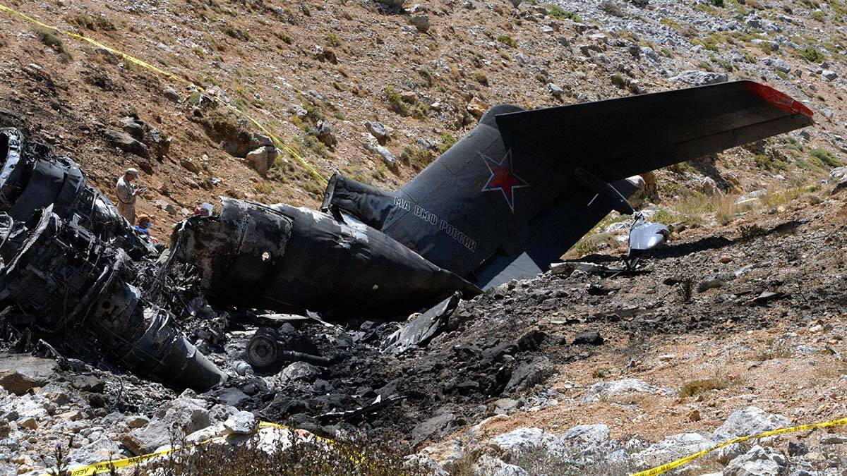 Yangın söndürme uçağının enkazı gömüldü