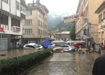 Kastamonu'daki sel felaketinde ölü sayısı 9'a çıktı