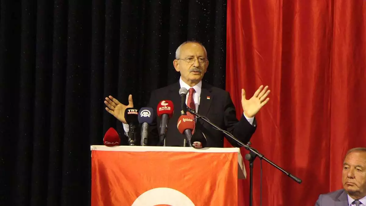 Chp genel başkanı kemal kılıçdaroğlu, "türkiye’de yeni bir siyaset anlayışını, hesap veren bir anlayışı, vatandaşını ötekileştirmeyen bir siyaset anlayışını türkiye’ye getirmek istiyoruz" dedi.