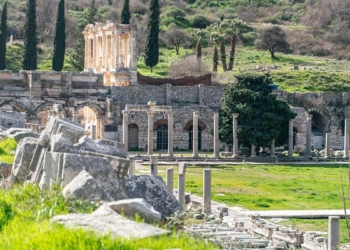 Tabiat ve kültür varlıklarını koruma