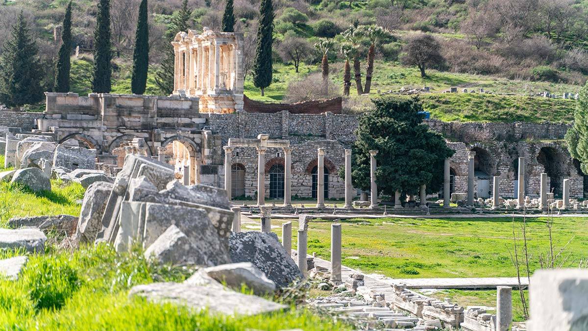 Tabiat ve kültür varlıklarını koruma