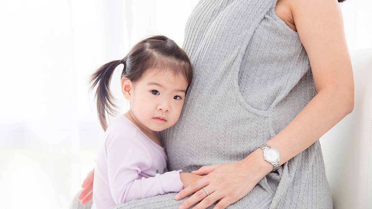 Yeni kardeşi kabullenme