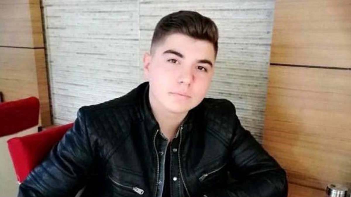 Evlat... Emirhan Yalçın