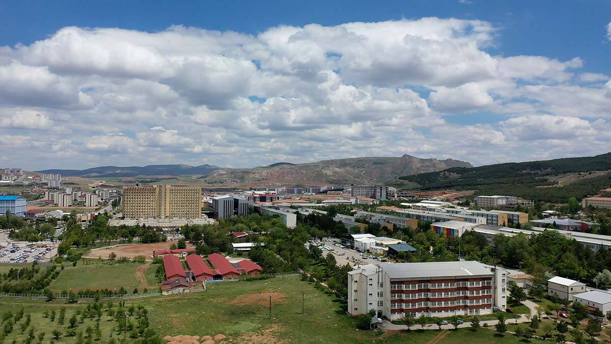 Öğrencilere yüz yüze eğitim öncesi aşı tavsiyesi