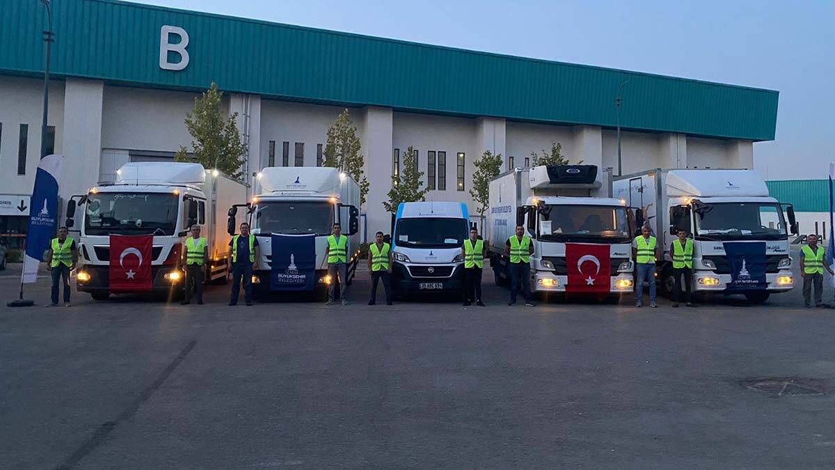 Afetin vurduğu Kastamonu'ya İzmir’den destek