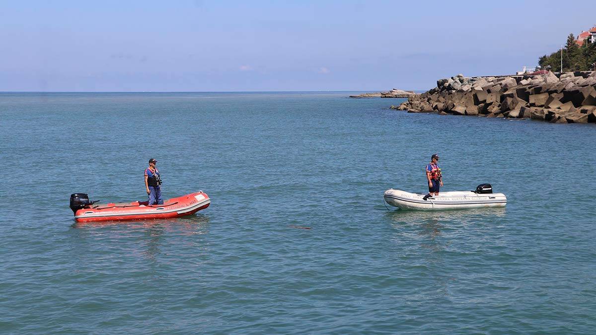 Sel kayıpları Karadeniz'de aranıyor